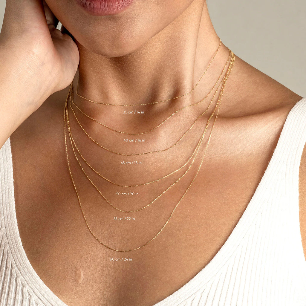 Collar con cruz de oro macizo de 14 quilates: Regalo de joyería religiosa
