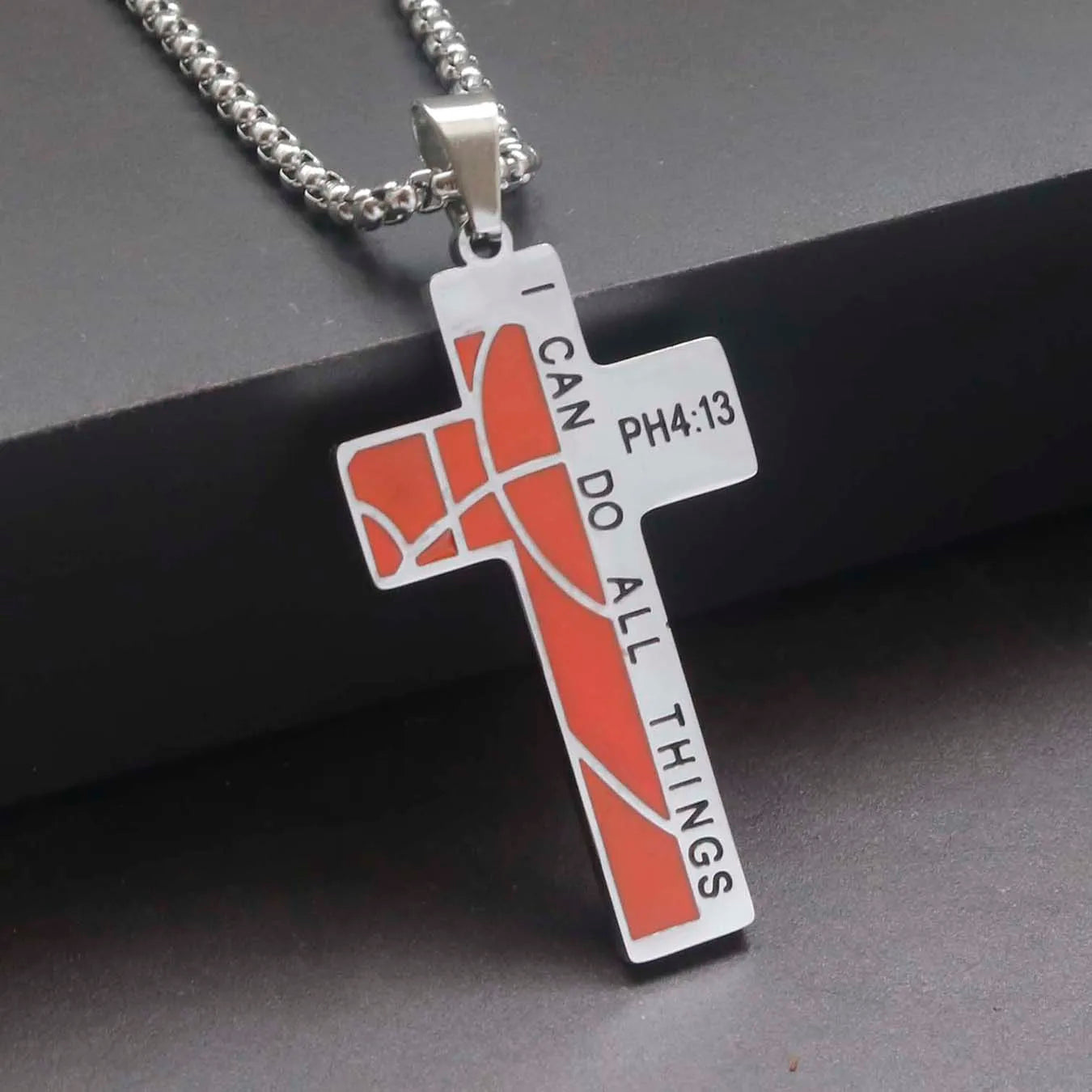 Collar de acero inoxidable minimalista espiritual para hombre con cruz de Jesús
