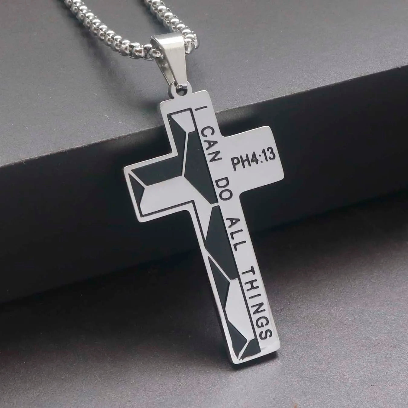 Collar de acero inoxidable minimalista espiritual para hombre con cruz de Jesús